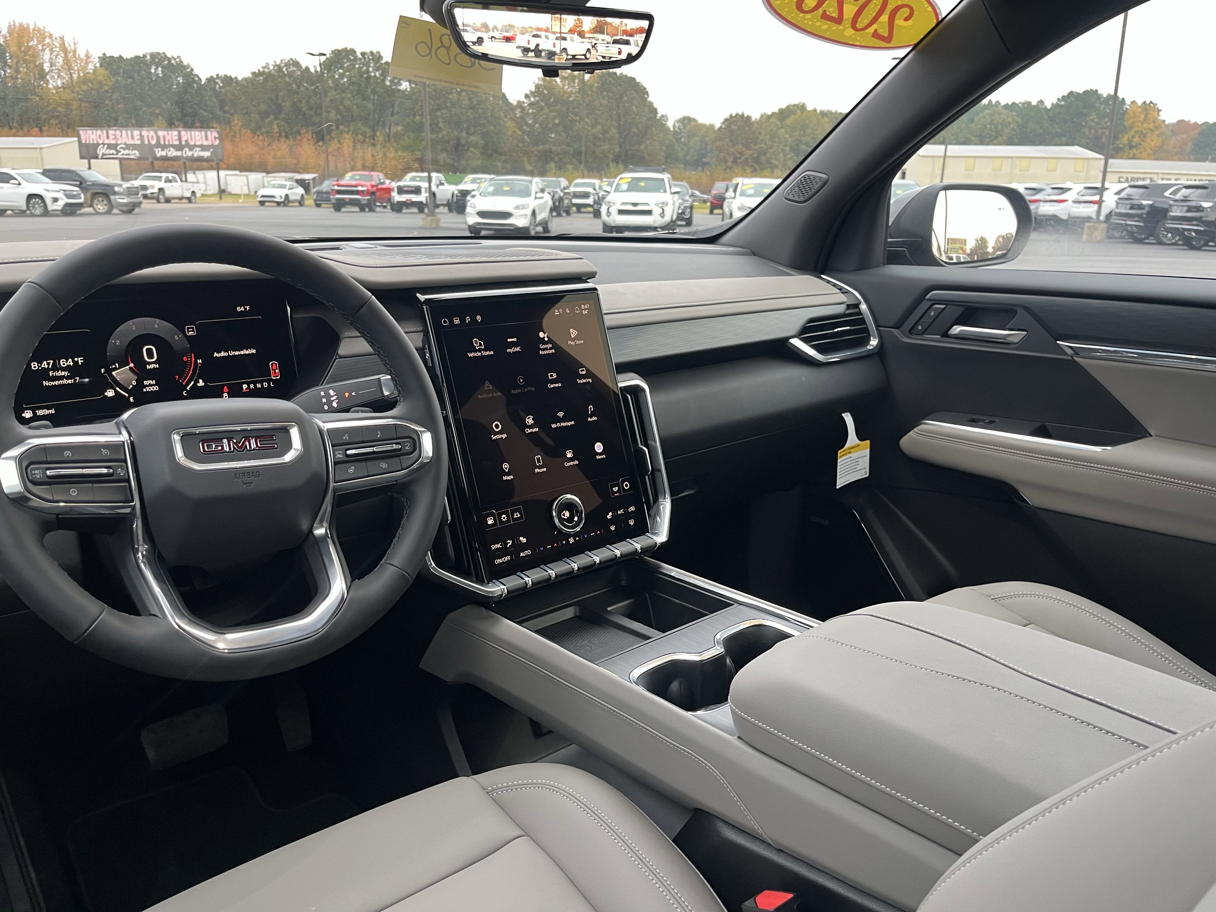 2026 GMC Acadia Elevation