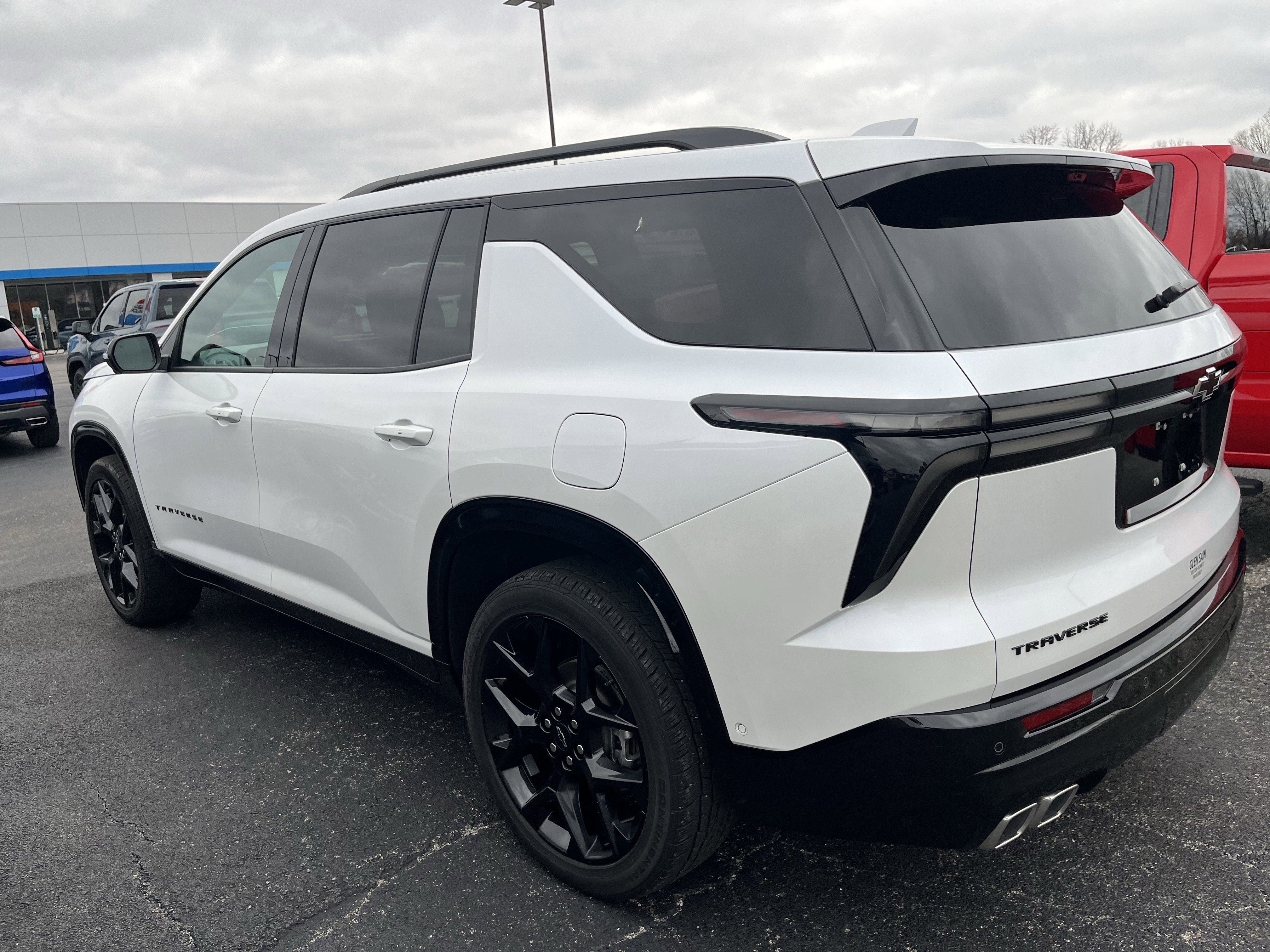 2024 Chevrolet Traverse RS