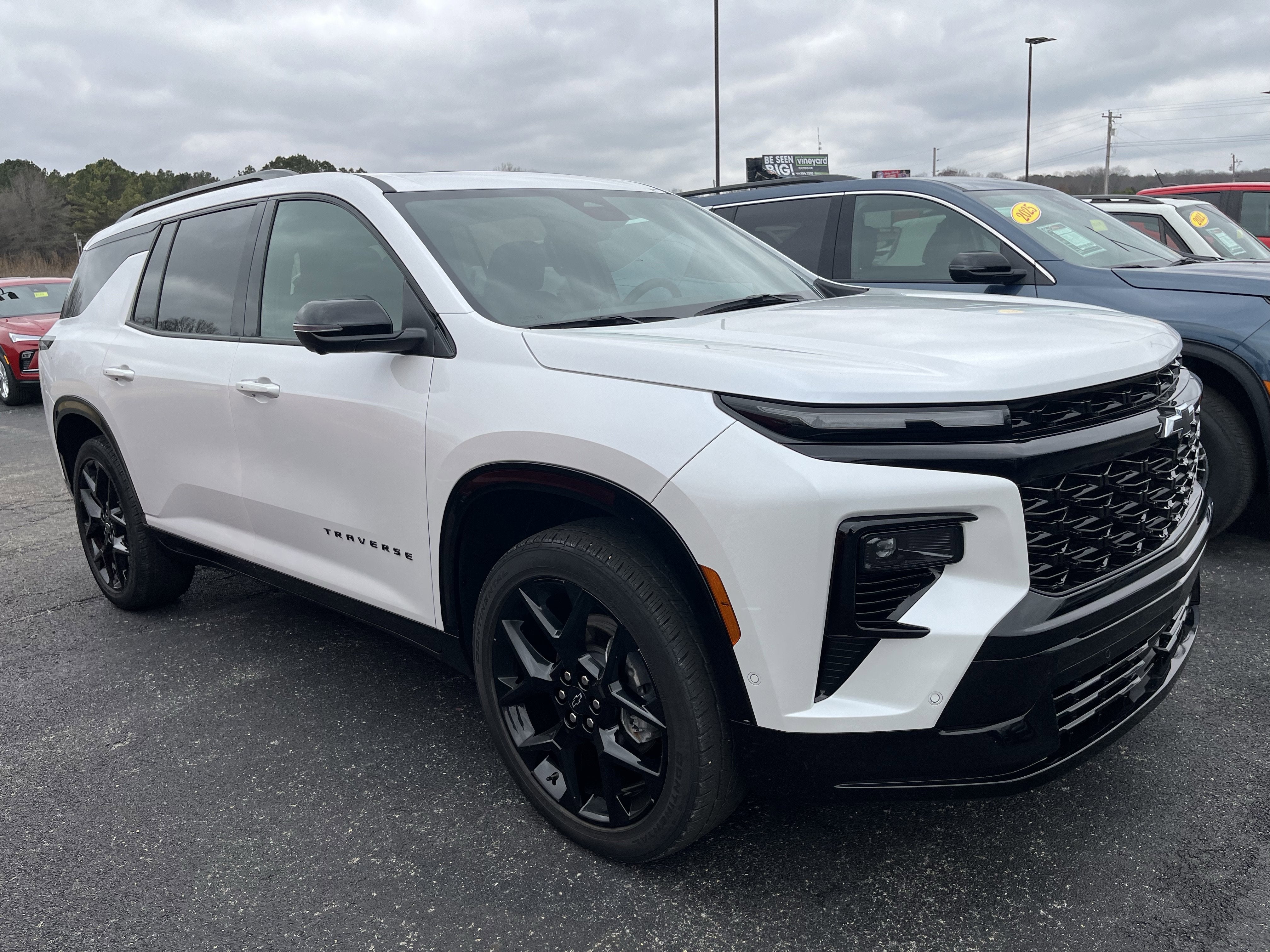 2024 Chevrolet Traverse RS