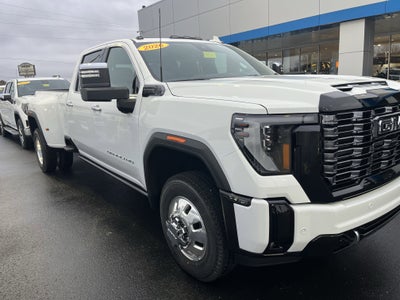 2026 GMC Sierra 3500 HD Denali Ultimate DRW