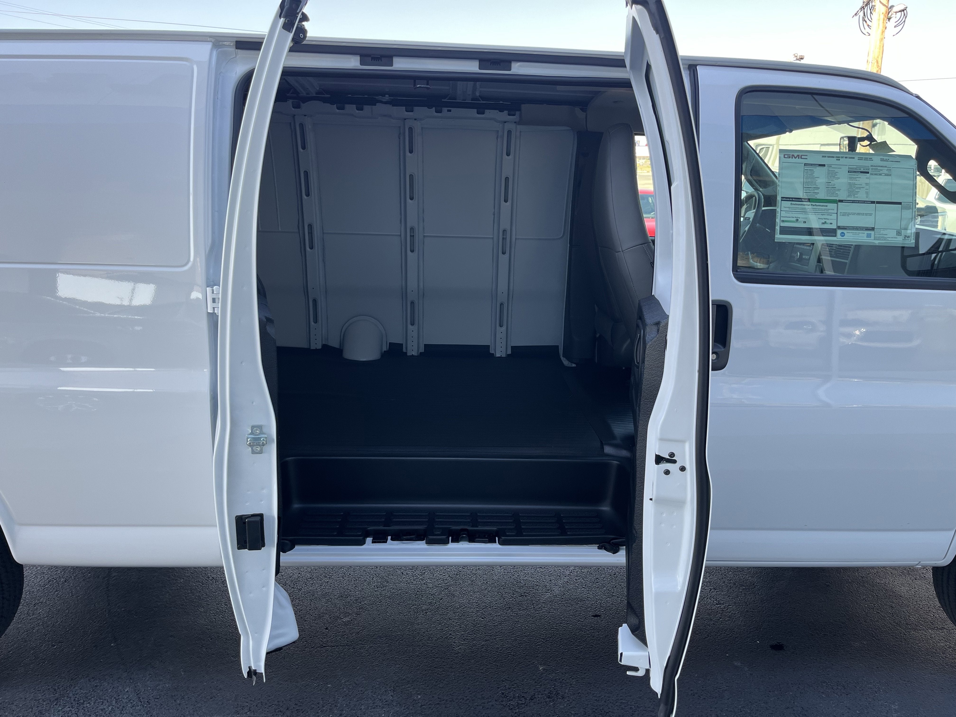 2025 GMC Savana Cargo 2500 Work Van