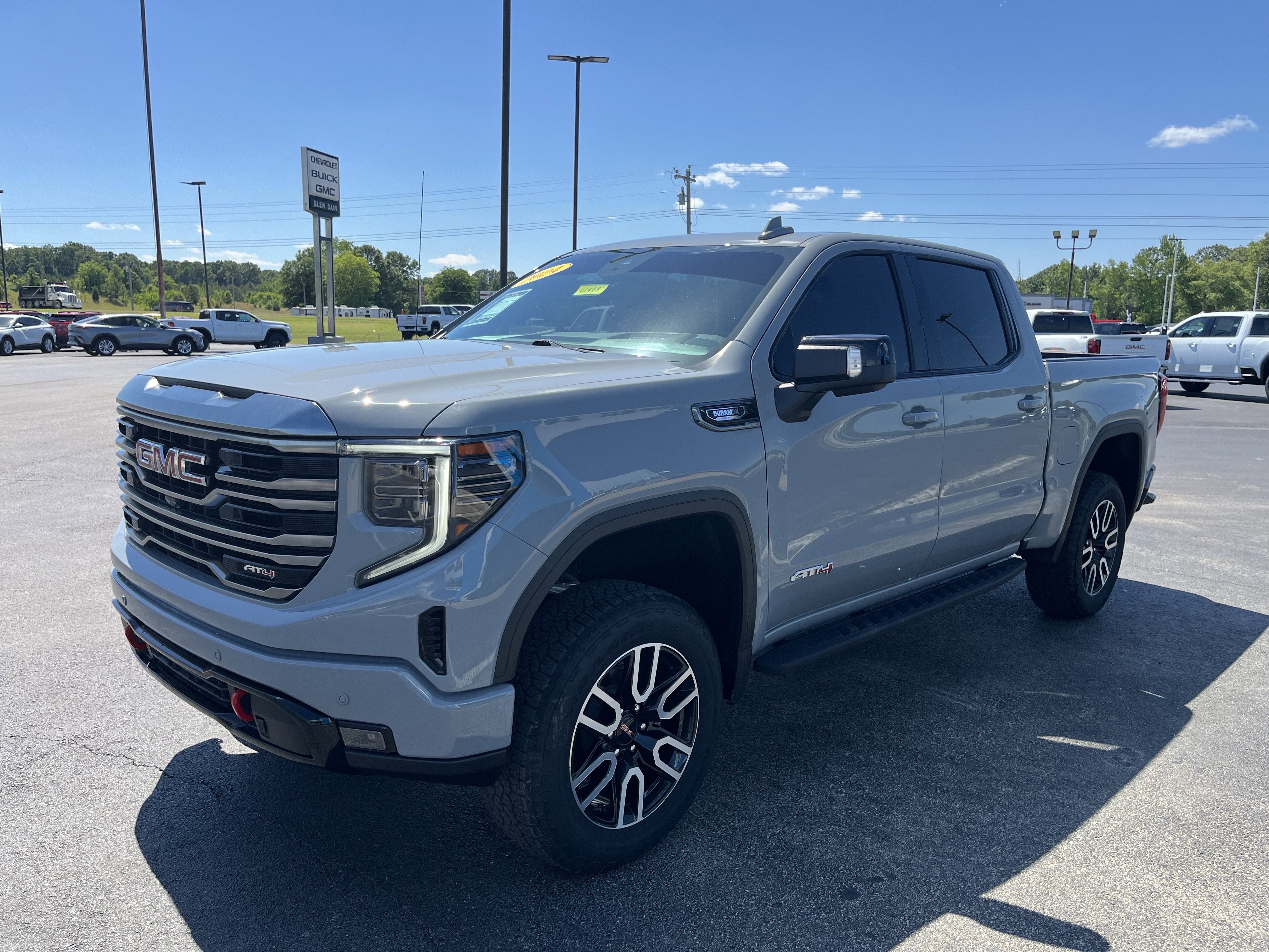 2024 GMC Sierra 1500 AT4