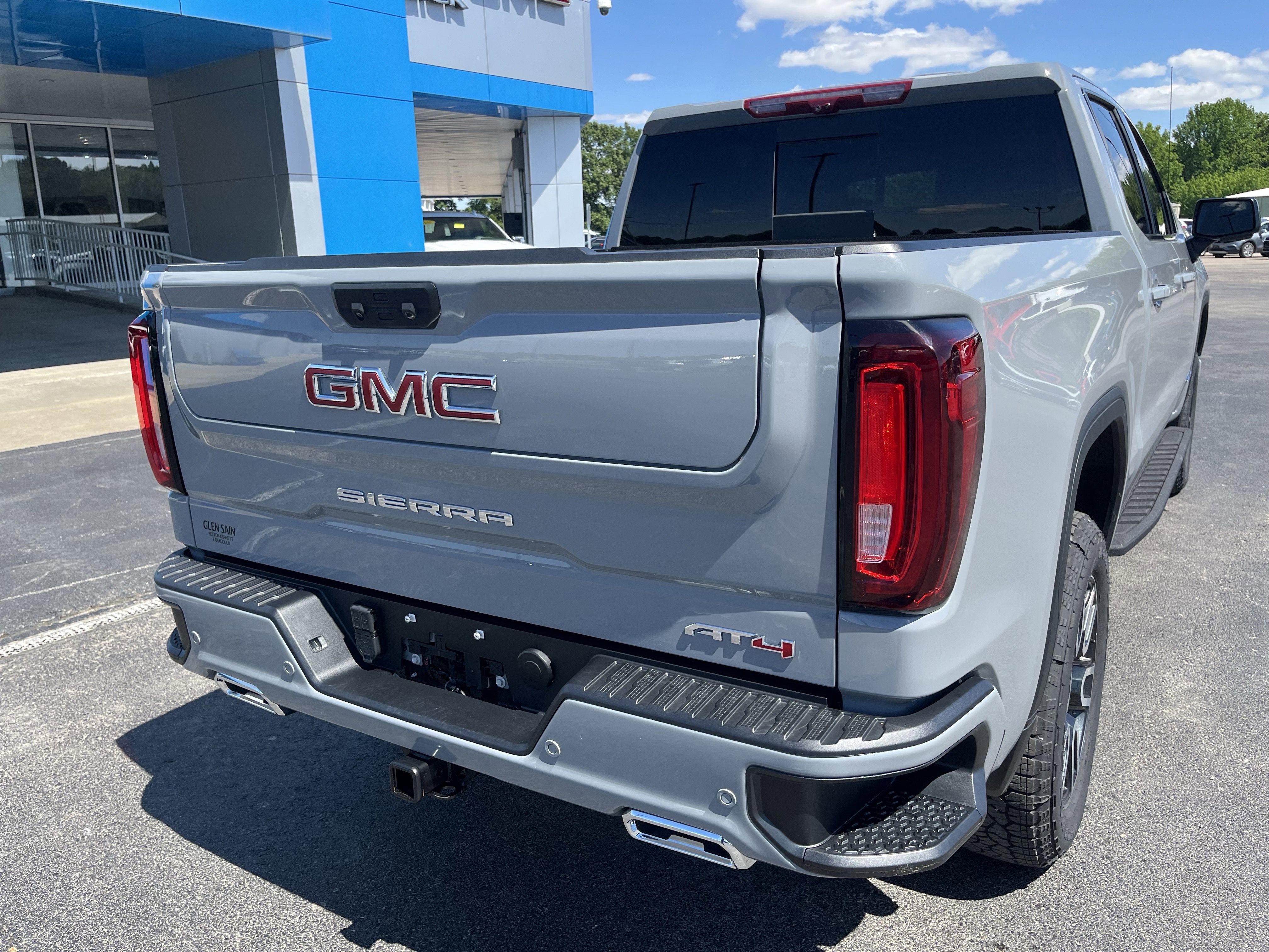 2024 GMC Sierra 1500 AT4
