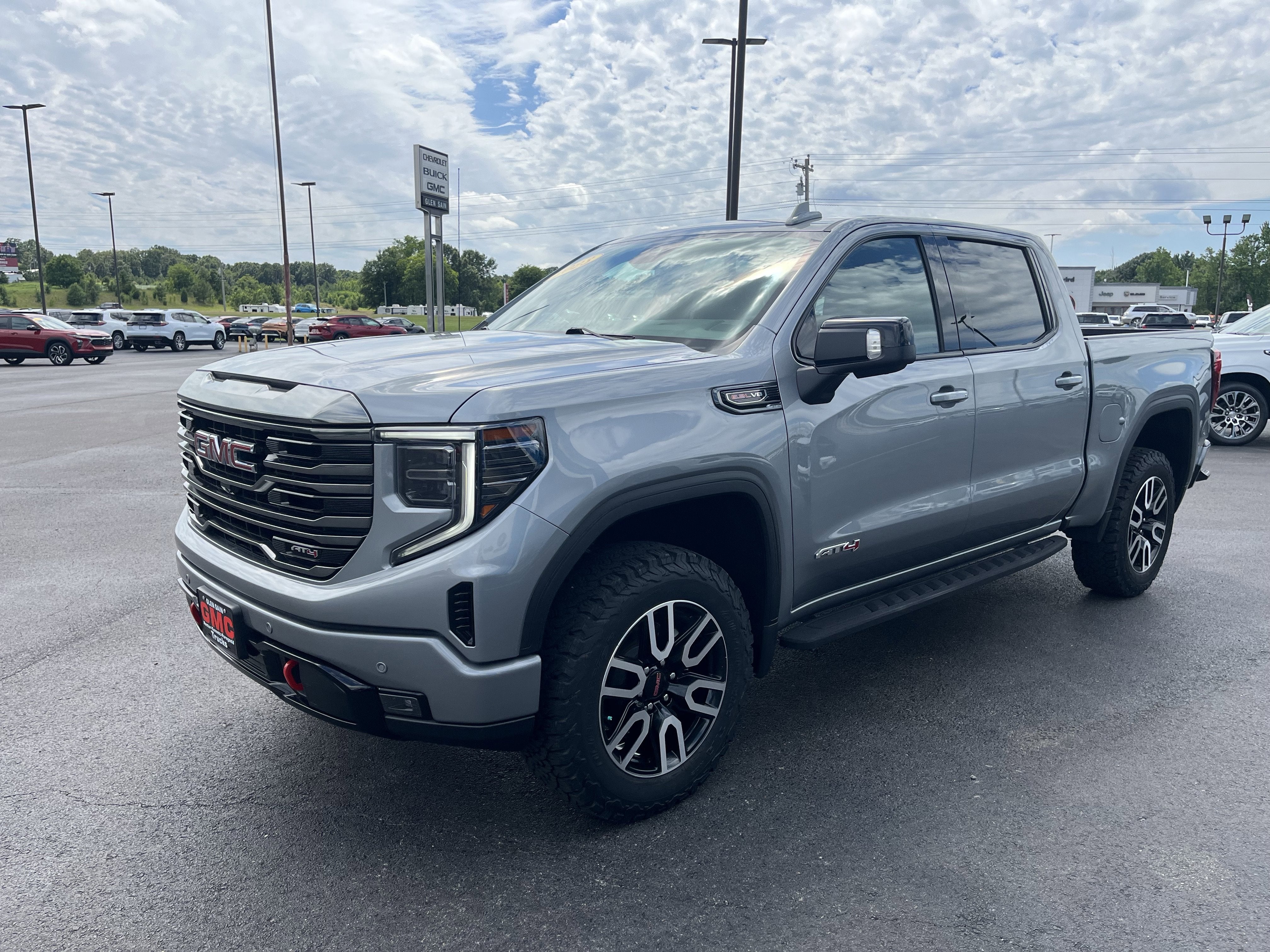 2023 GMC Sierra 1500 AT4
