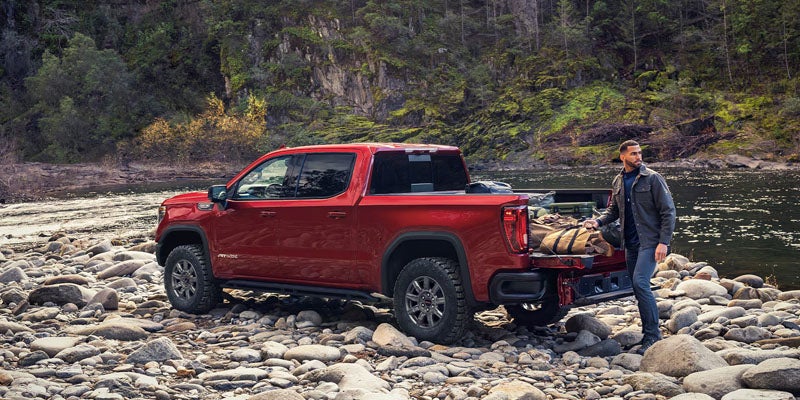 2026 GMC Sierra 1500 towing-focused truck exterior with durable bed and off-road styling.